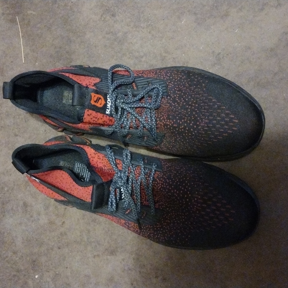 steel toe shoes